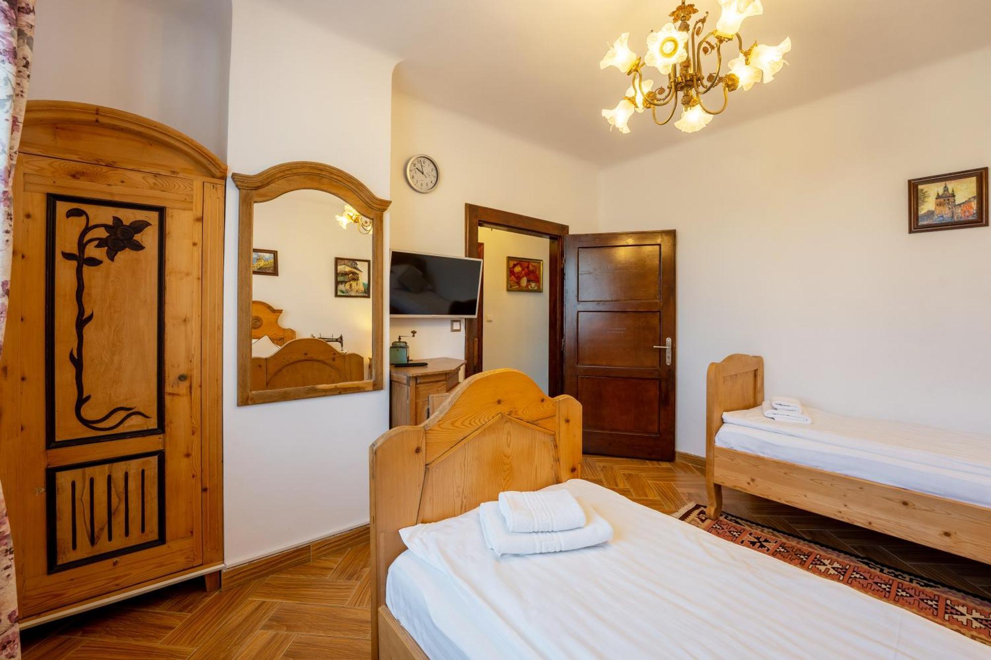 Bed and Breakfast Casa Szabo Сігішоара Екстер'єр фото